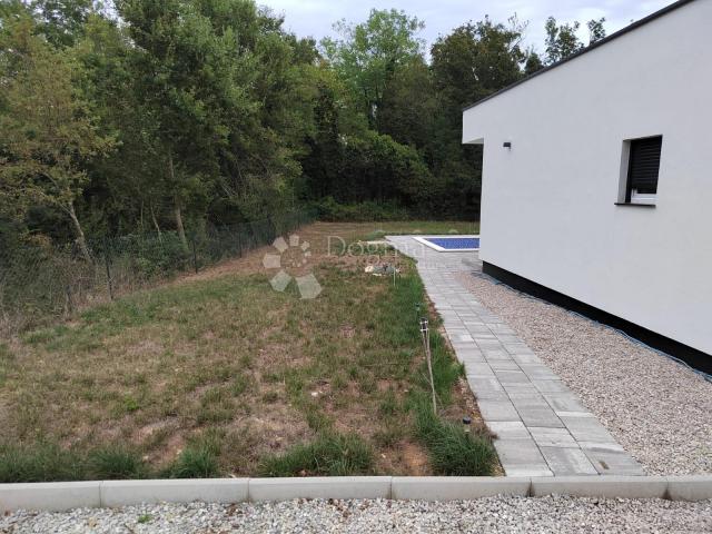 Raritet u ponudi: nova vila s bazenom