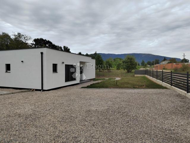 Raritet u ponudi: nova vila s bazenom