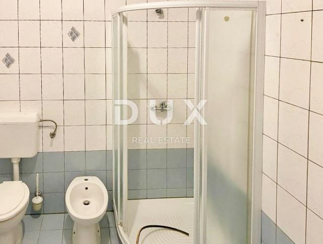 ISTRA, NOVIGRAD- Atraktivan poslovno stambeni prostor 