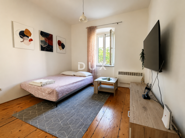 ŠIBENIK, CENTAR – Uređen stan 66,80 m², 240 m od mora, investicijski potencijal