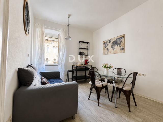 ŠIBENIK, CENTAR – Uređen stan 66,80 m², 240 m od mora, investicijski potencijal