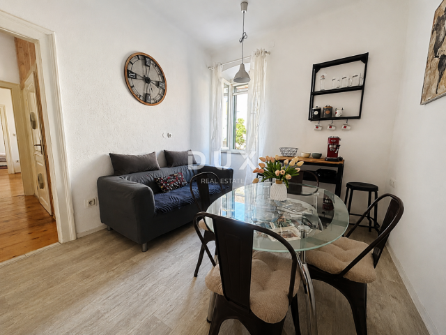 ŠIBENIK, CENTAR – Uređen stan 66,80 m², 240 m od mora, investicijski potencijal