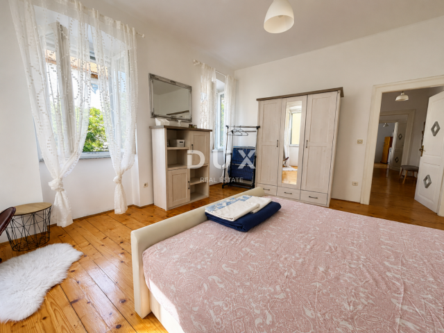 ŠIBENIK, CENTAR – Uređen stan 66,80 m², 240 m od mora, investicijski potencijal