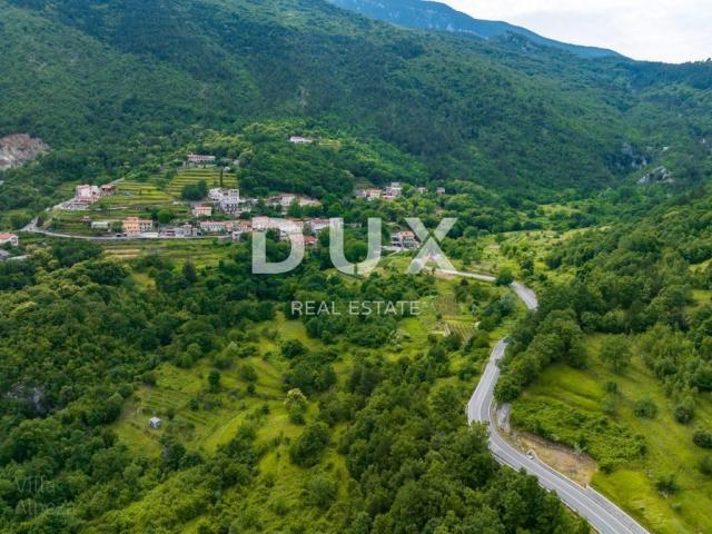 LOVRAN - Visoko luksuzna obiteljska vila smještena u manjem naselju