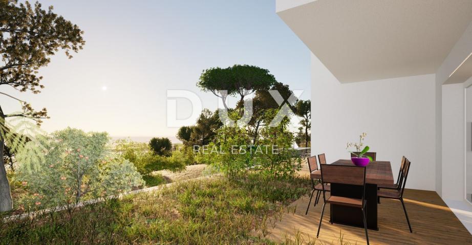 ISLAND OF CRES, CRES - Two-bedroom apartment on the ground floor, 2 parking spaces, garden 100m2