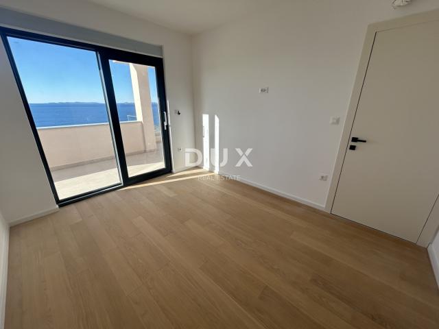 PRIMOŠTEN, DOLAC – Penthouse s fenomenalnim pogledom na more!