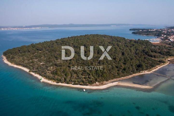 OTOK PAŠMAN, ŽDRELAC - Luksuzna kamena vila s bazenom pokraj mora