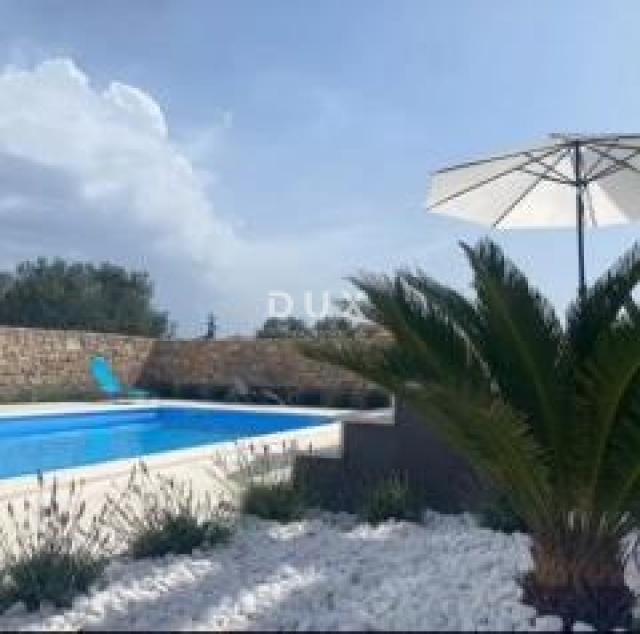 DALMACIJA, VODICE - Dugoročni najam moderne vile s bazenom i panoramskim pogledom