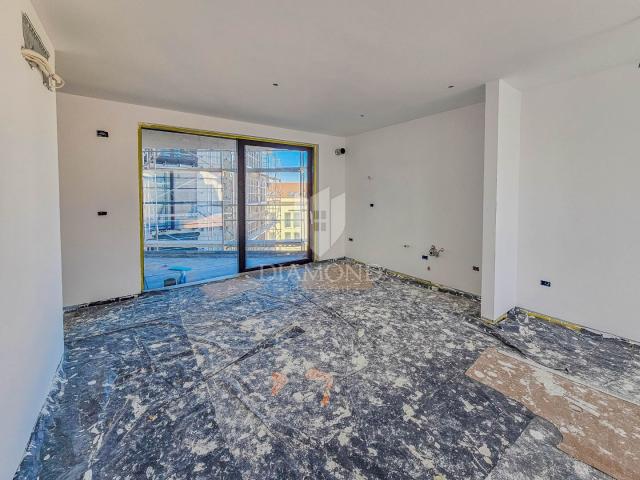 Umag, new building! Luxurious apartment in the center, 2nd row to the sea!