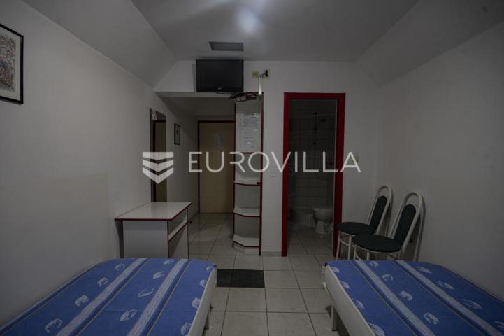 Varaždin, Centar sedmerosoban stan korisne površine 119,30 m²