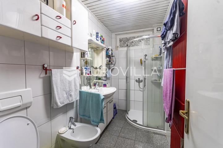 Varaždin, Centar sedmerosoban stan korisne površine 119,30 m²