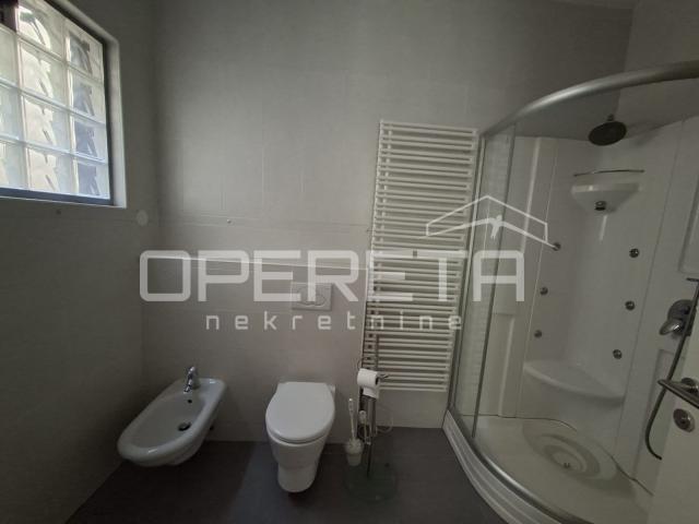 Elegantan 3-soban stan u centru Varaždina