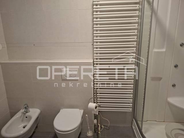 Elegantan 3-soban stan u centru Varaždina