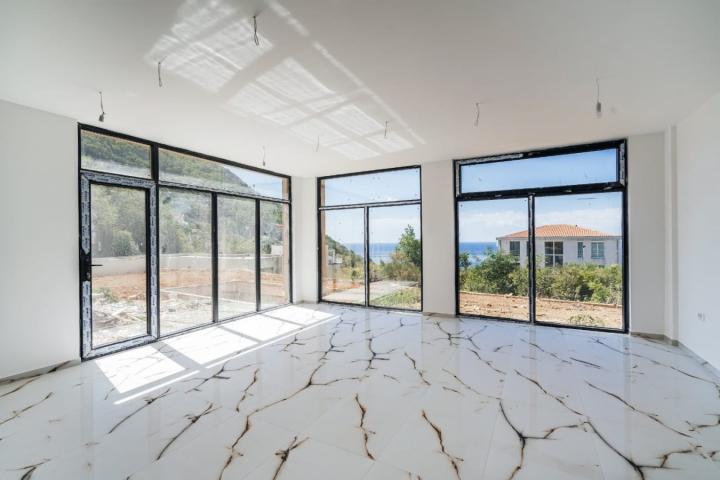 PRODAJE SE - Novi butik hotel sa pogledom na more Budva Crna Gora