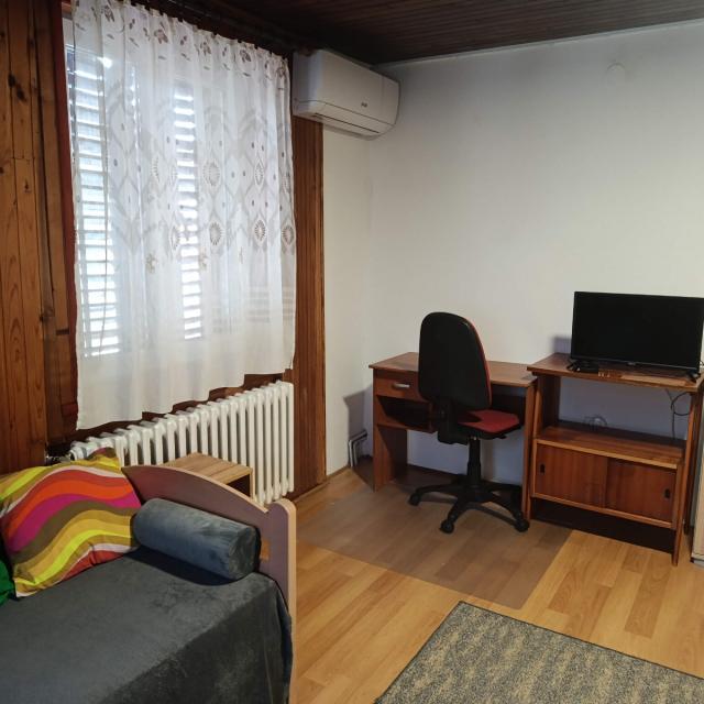 Fotografija stana 15 od 22
