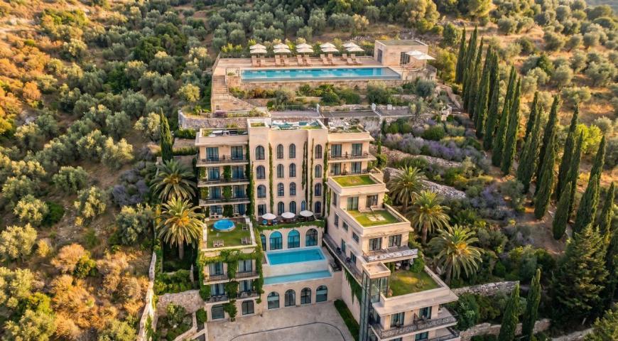 Ekskluzivan jednosoban stan 47.34 m2 + 40m2 zelena terasa sa privatnim bazenom i zelenilom, panorams