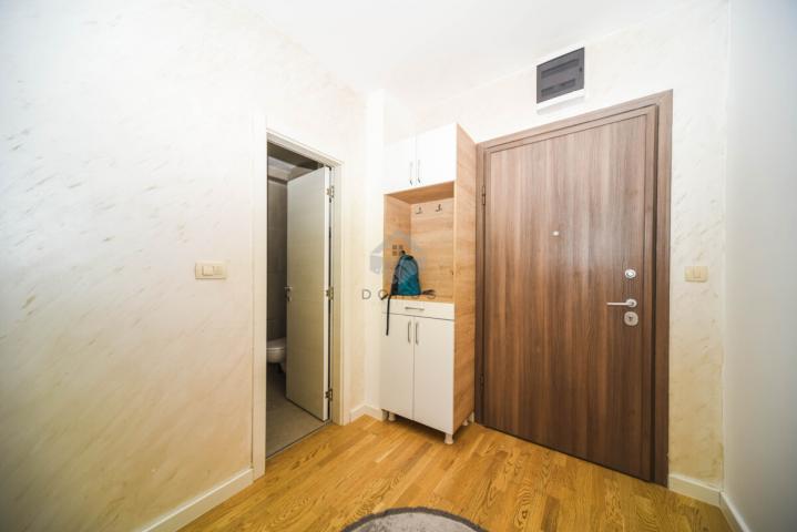 Jednosoban stan 42m2 + garaža, Ljubović - Podgorica