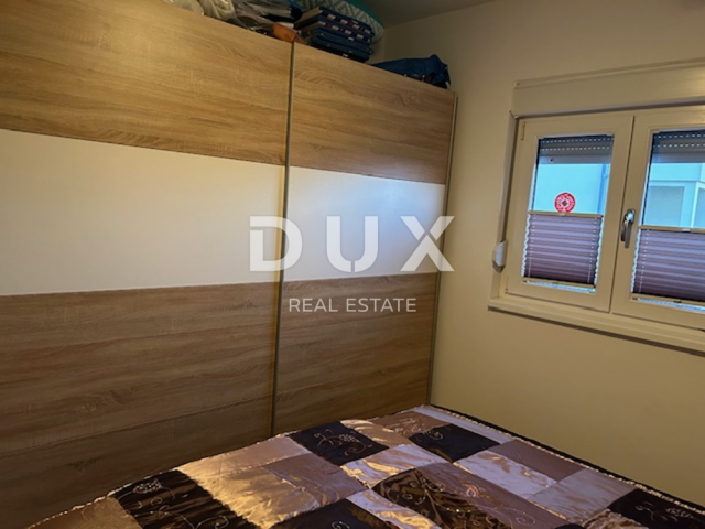 ZADAR, POSEDARJE - Renovated apartment near the sea