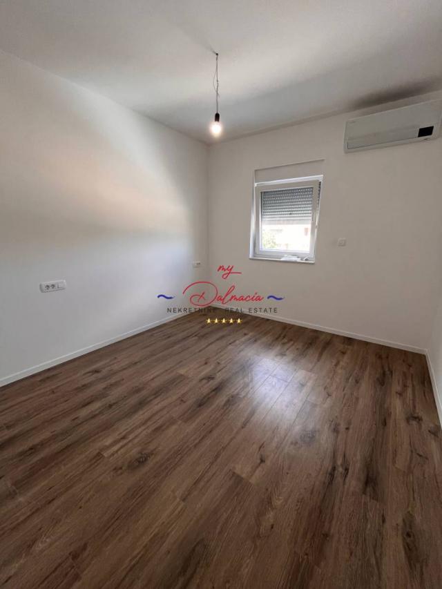 Apartman Vir S4 1. kat s priključkom za vodu/kanalizaciju