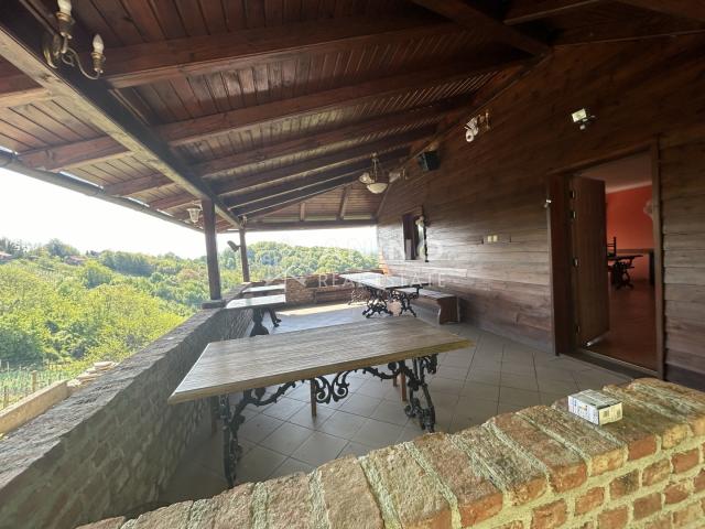 Prodaje se kuća za odmor s velikom okućnicom i vinogradom – Selno, Krapinske Toplice