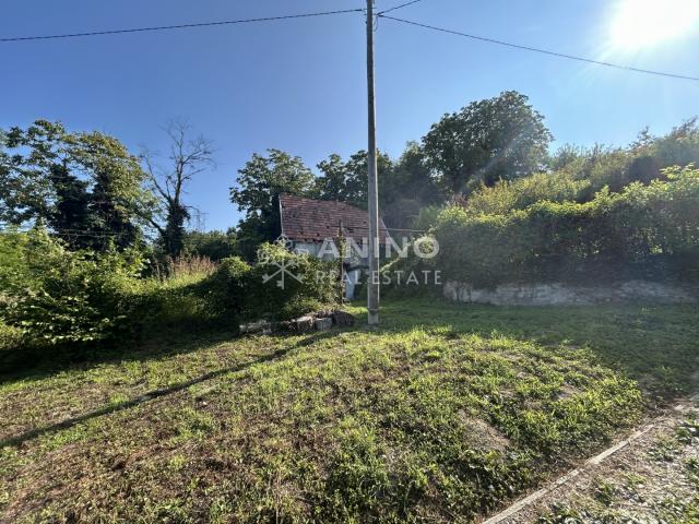 PRODAJE SE IMANJE ZA ADAPTACIJU – ZLATAR, VINOGRADSKA ULICA