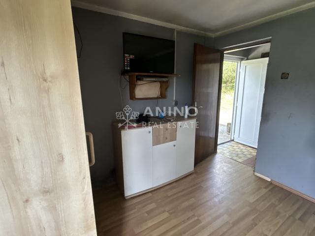Na prodaju vikendica, šume i pašnjaci u komadu 13.458 m² – Prigorje, blizina Slovenije. 