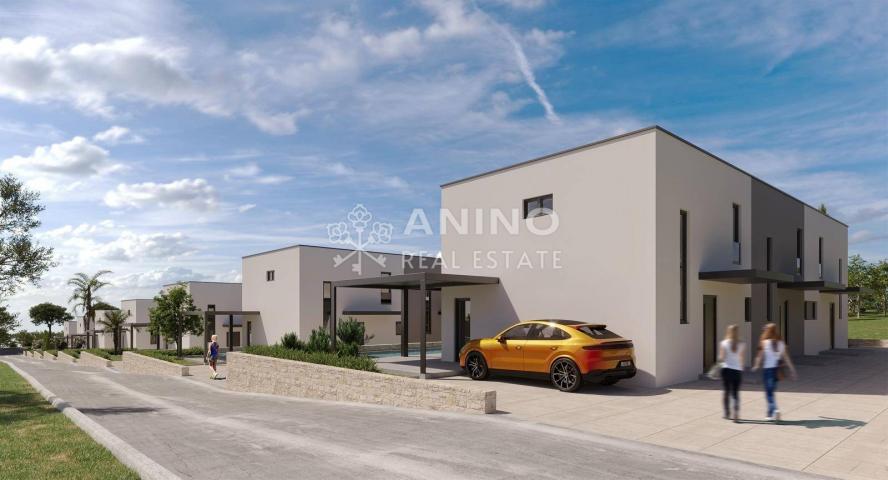 Mandre – Luksuzni trosobni dvoetažni stan 110,41 m2 s privatnim bazenom, 500 m od mora- BOČNI STANOV