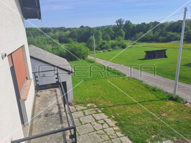 DUGO SELO – PARCELA ZA OBITELJSKU KUĆU | 523 m²