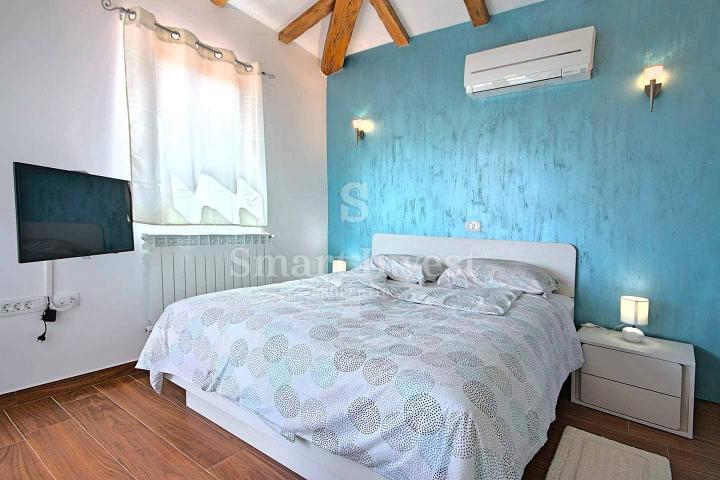 ISTRA - NOVIGRAD, prekrasna vila s bazenom u minom okruženju, prodaja
