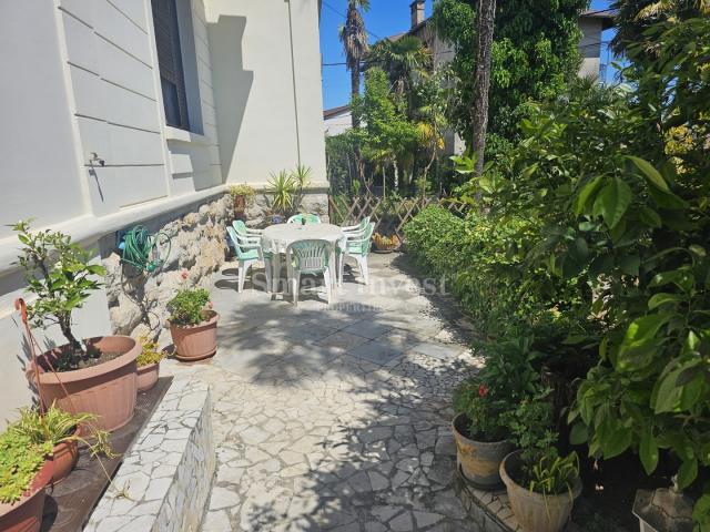 OPATIJA, stan od 57,37 m2 s vrtom od 111m2, u blizini centra i mora