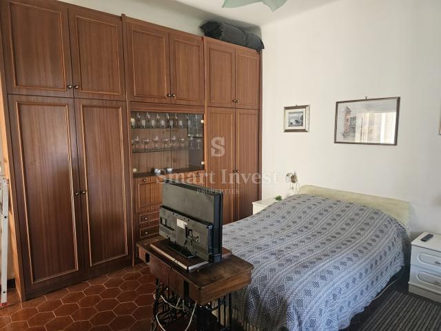 OPATIJA, stan od 57,37 m2 s vrtom od 111m2, u blizini centra i mora