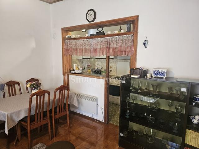 OPATIJA, stan od 57,37 m2 s vrtom od 111m2, u blizini centra i mora