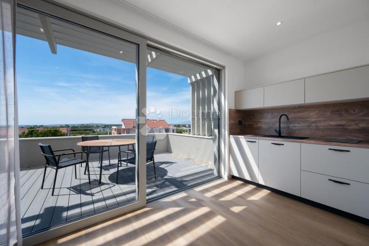 MODERNA LUKSUZNA VILA S BAZENOM, DUPLEX , NAMJEŠTENO!!