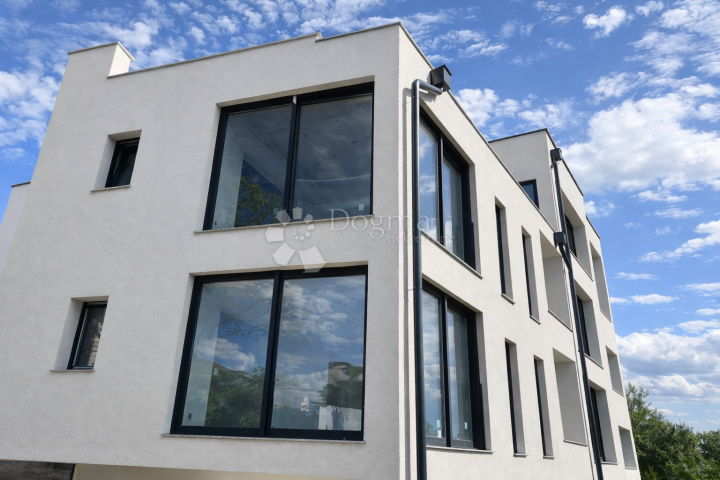 Flat Šestine, Podsljeme, 102m2