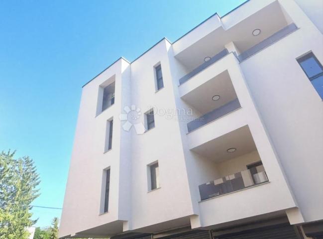 Flat Šestine, Podsljeme, 102m2