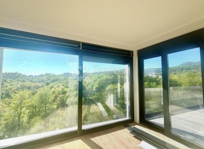 Flat Šestine, Podsljeme, 102m2