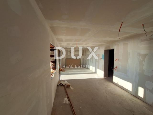 RIJEKA, KOSTRENA - Detached house 4 bedrooms + living room - swimming pool, garden and view!