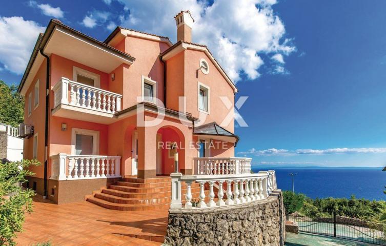 OPATIJA, CENTAR - Rijetkost na tržištu! – luksuzna vila s bazenom