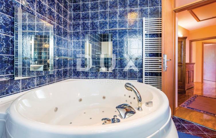 OPATIJA, CENTAR - Rijetkost na tržištu! – luksuzna vila s bazenom