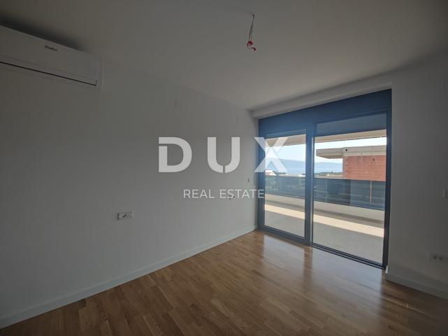 TOWN OF KRK, CENTER - Two-storey penthouse with swimming pool and panoramic view