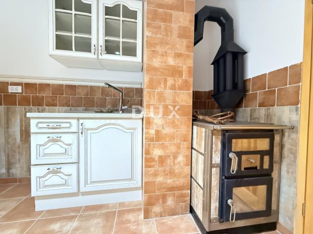 GORSKI KOTAR, MRKOPALJ - Kuća s četiri apartmana