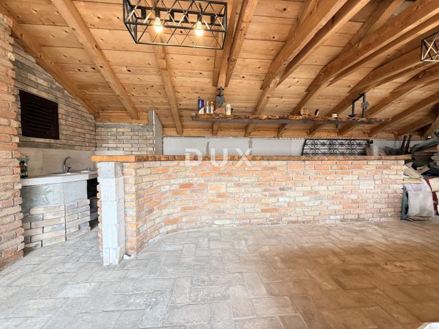 GORSKI KOTAR, MRKOPALJ - Kuća s četiri apartmana