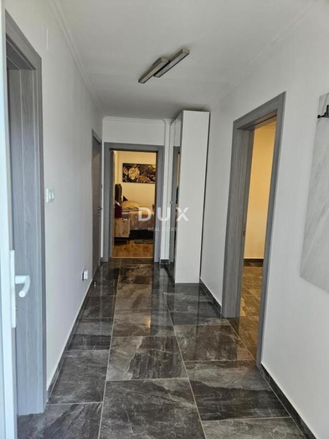ČAVLE - villa s 3 stana, grijanim bazenom, konobom i garažom - uhodani posao!