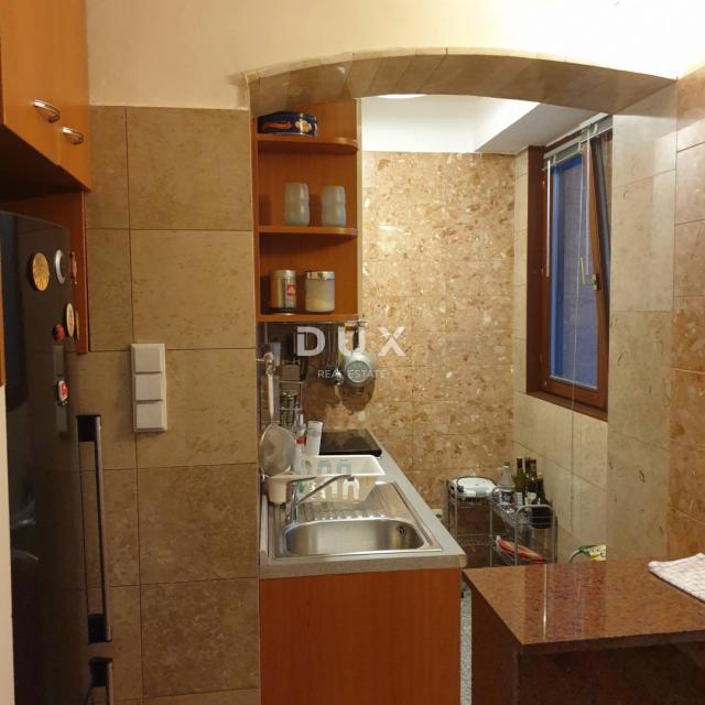 ZAGREB, TREŠNJEVKA - Dvosoban stan 58m², blizina FER-a, TVZ-a i Algebre, odlična investicija