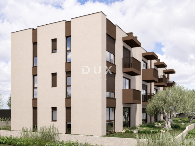 VODICE – Stan na 1. katu s pogledom na more, 2 parkirna mjesta, mirna lokacija, 1000 m od plaže