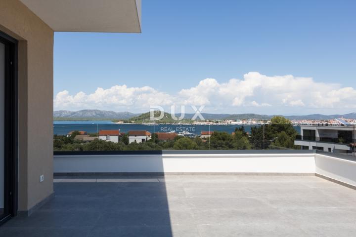 DALMACIJA, MURTER - Penthouse 300m od plaže!