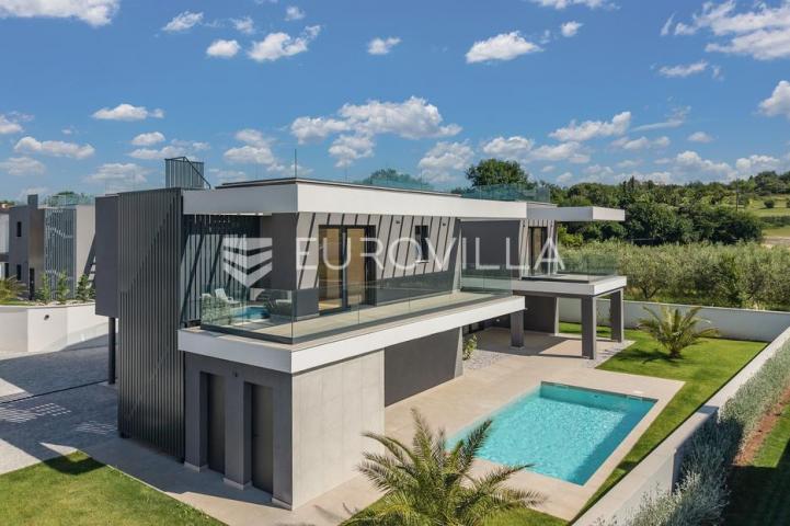 Istra, Pomer, unikatna, moderna villa 20 m od mora 417 m²