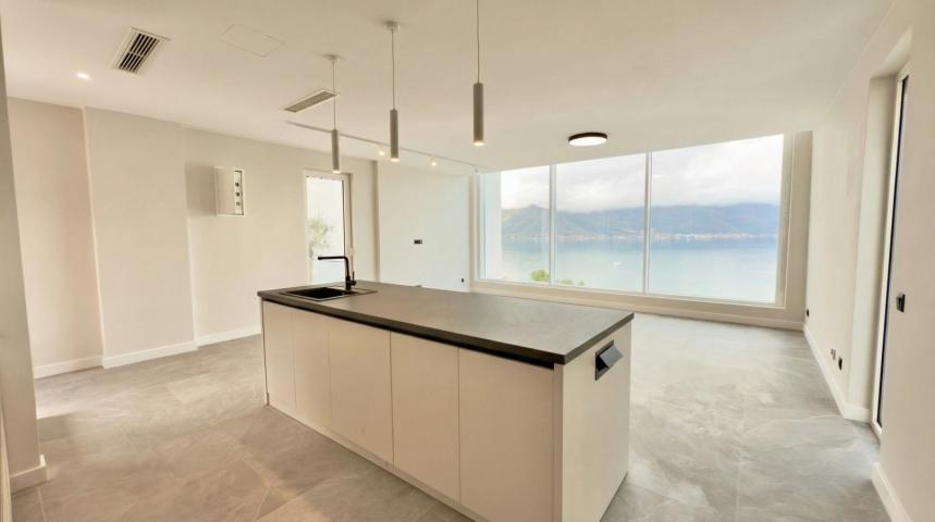 Luksuzni Loft Apartman 157 m² sa Panoramskim Pogledom – Krašići, Tivat