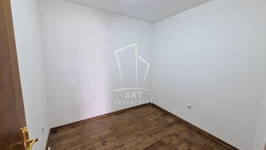 Fotografija stana 7 od 22
