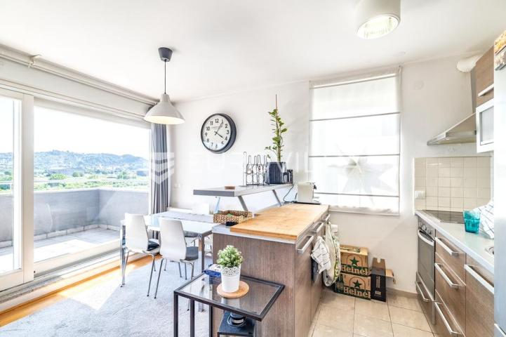 Sveta Nedelja, Hoto vile, dvosoban stan s terasom i parkirnim mjestom, 57.69 m²